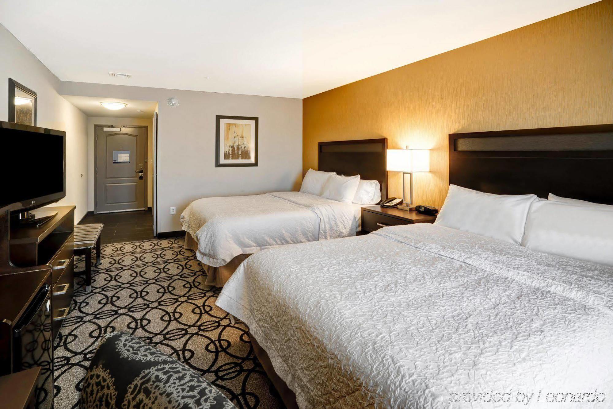 Hampton Inn & Suites Columbia South Fort Meade Area Exterior photo